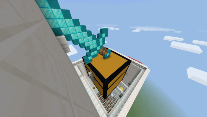 Огромный сундук | Карта Треугольник